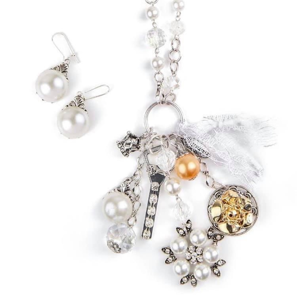 Plunder Necklace and Earrings